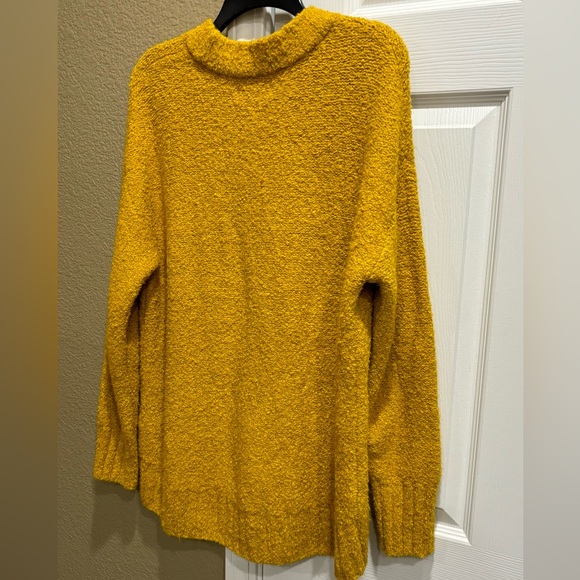 Old Navy Sweaters | oversized |Yellow Sweater size M - Picture 3 of 6